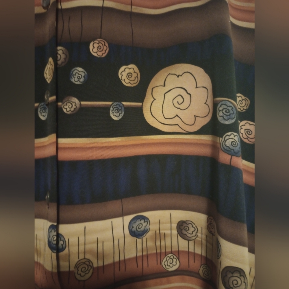 Groovy Patterned Button Down - Picture 2 of 3